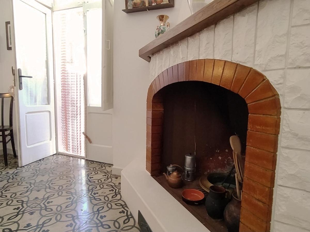 Вилла Il Trullo Di Nonna Antonia Альберобелло Экстерьер фото